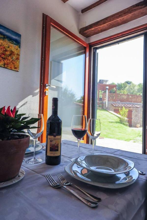 La Finestra Sul Castello Apartment Arcidosso Luaran gambar