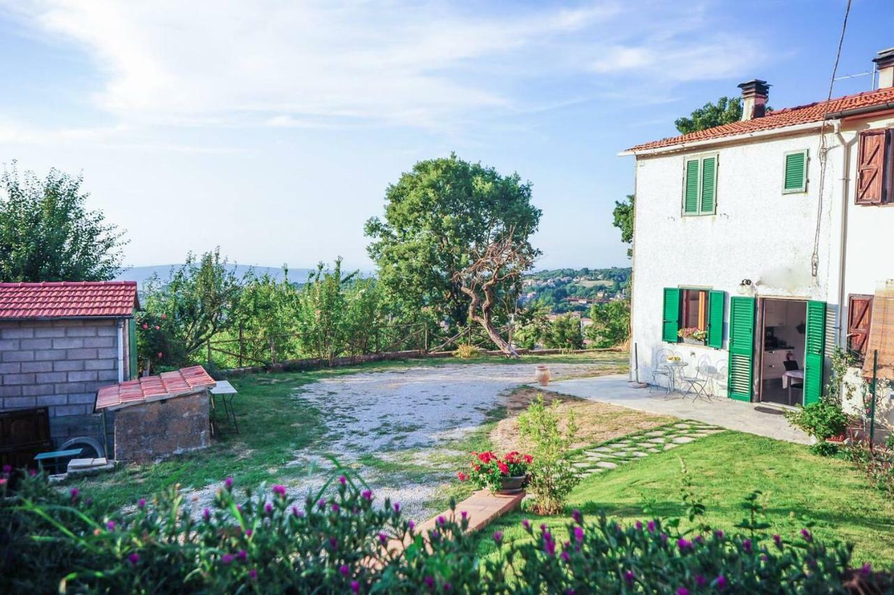 La Finestra Sul Castello Apartment Arcidosso Luaran gambar